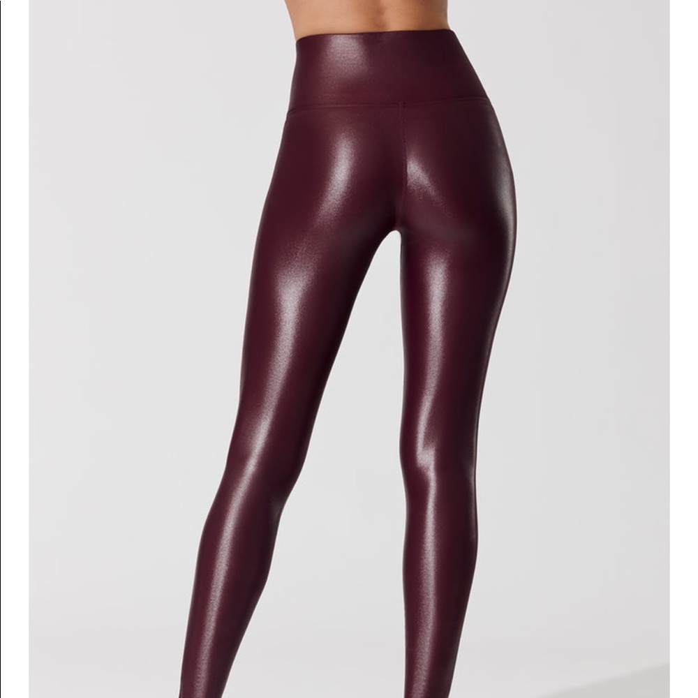 Wine colored Takara yoga pants size small - Picture 5 of 6